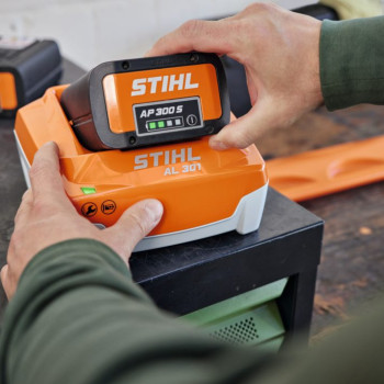 STIHL Rýchlonabíjačka, AL 301