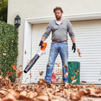Akumulátorový fúkar STIHL BGA 60, BEZ AKUMULÁTORA Akumulátorový fúkar STIHL BGA 60, BEZ AKUMULÁTORA