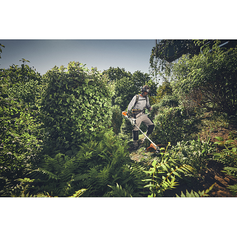 Akumulátorový krovinorez STIHL FSA 400 AC