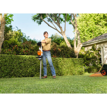 Akumulátorové nožnice STIHL HSA 60, SET S 1X AK 10 + AL 101