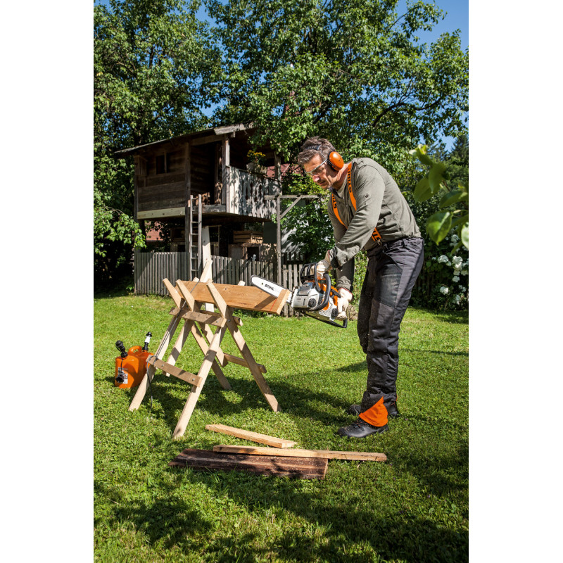 Motorová píla STIHL MS 170 Motorová píla STIHL MS 170