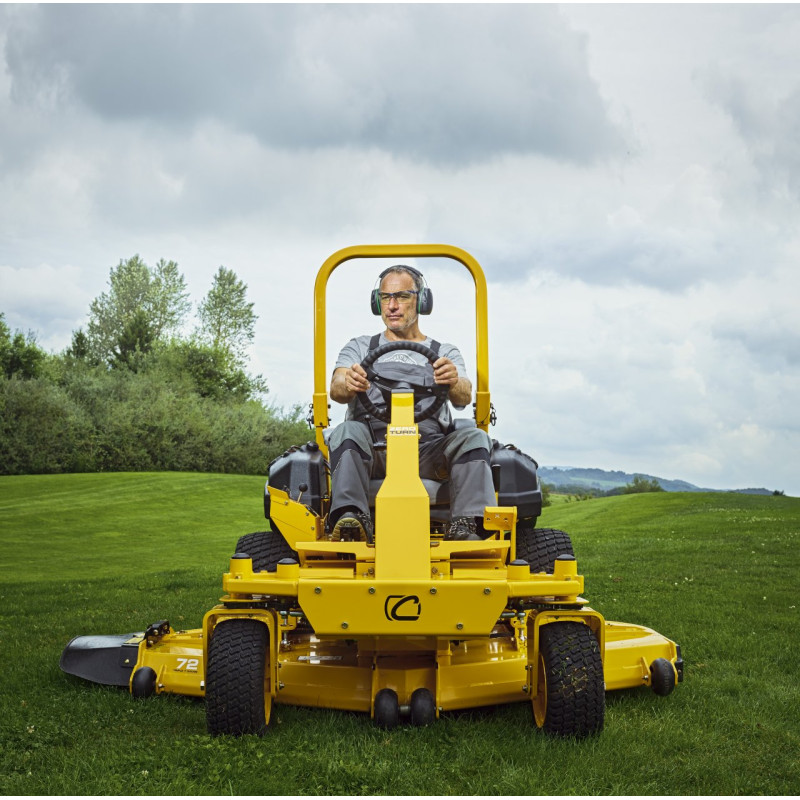 Záhradný traktor CUB CADET Z7 183 # 183CM KAWA